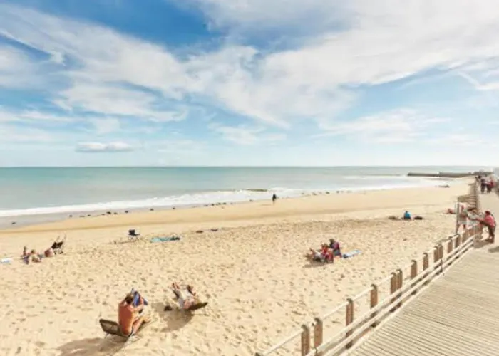 House With Terraceparking 300m From The * La Tranche-sur-Mer